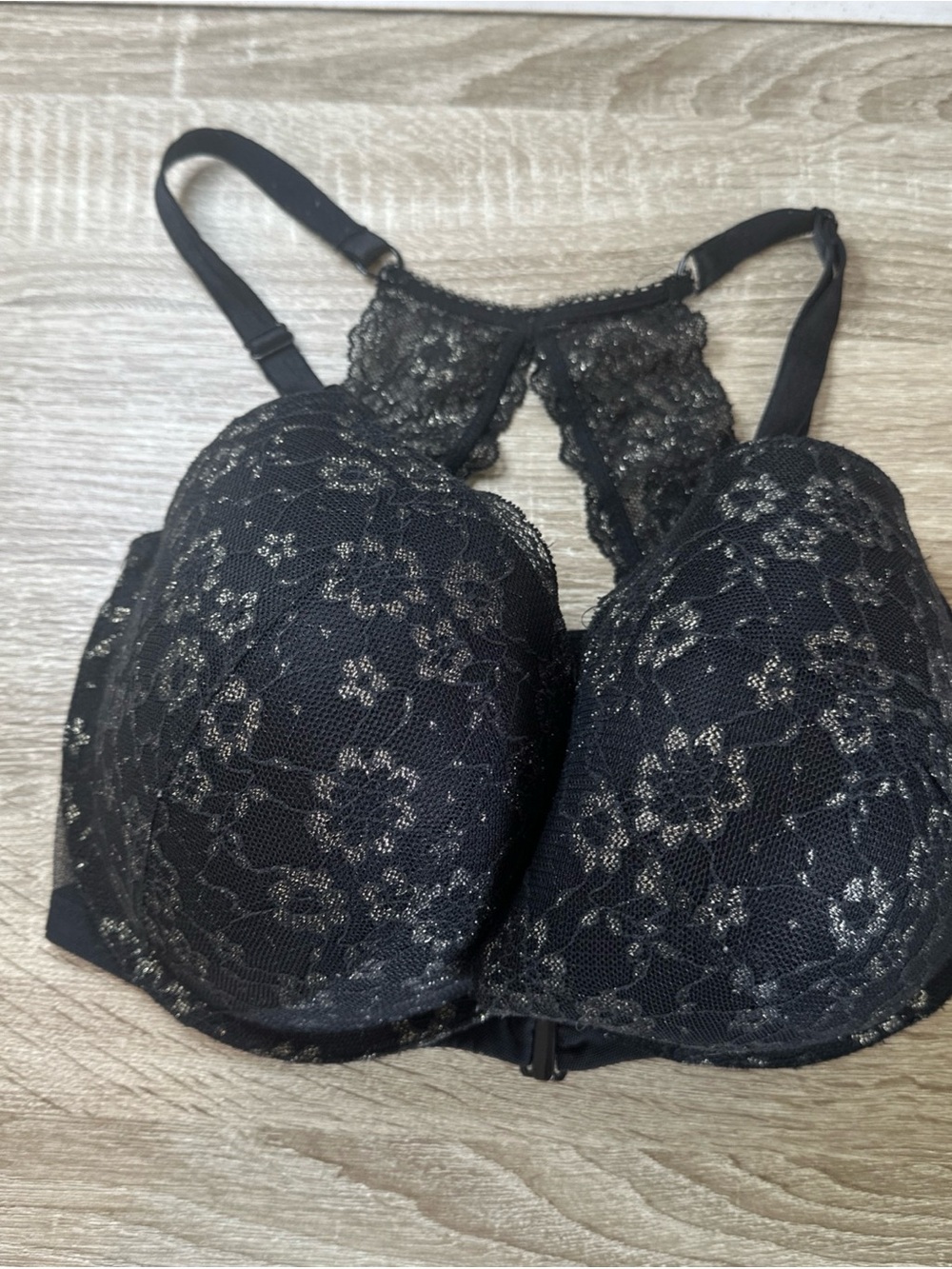 Victoria’s Secret Black And Gold Lace Push-Up Front Closure Size 34G